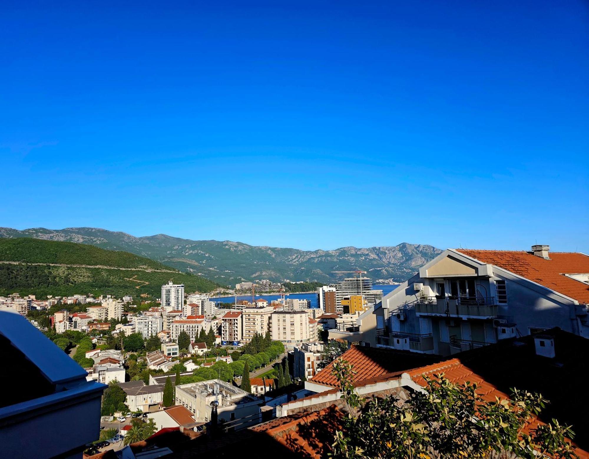 Apartman Bravo Budva Exteriör bild