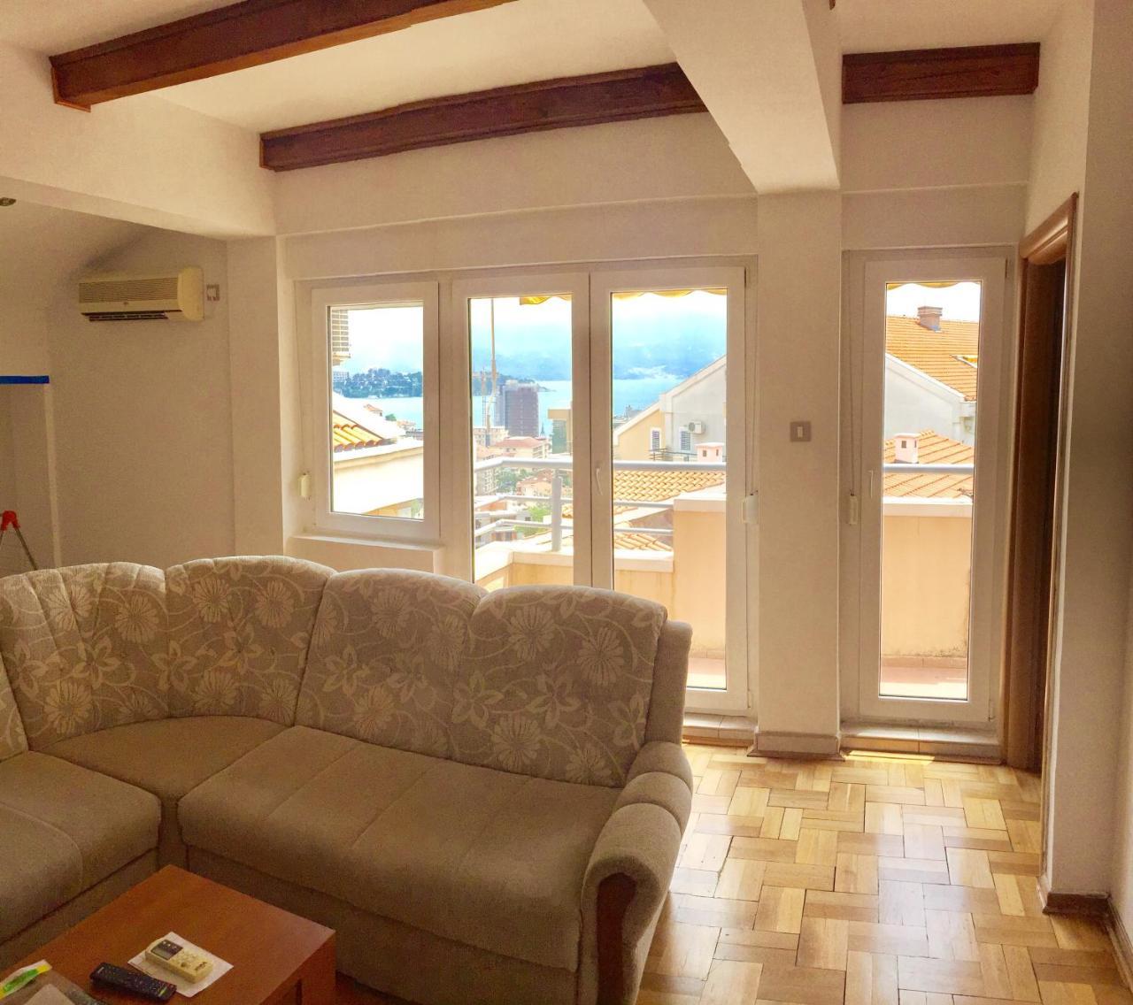 Apartman Bravo Budva Exteriör bild